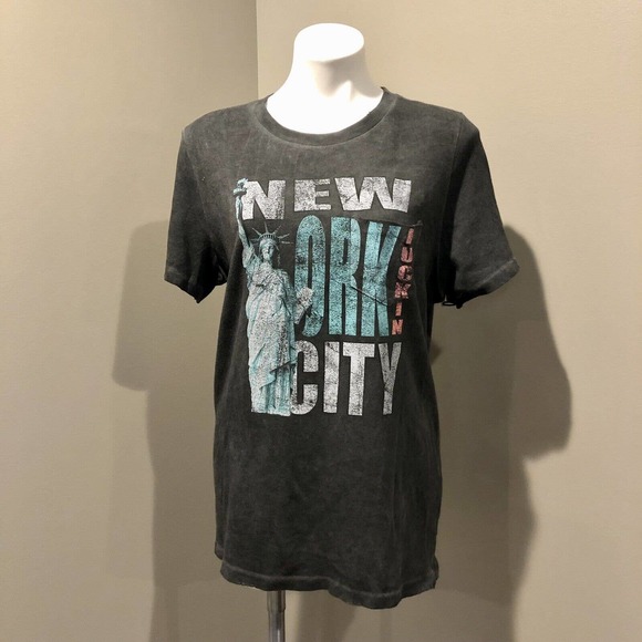 Peter Prince Collection NYC T-Shirt Medium Distressed Black Short Sleeve Pocket - Picture 12 of 12